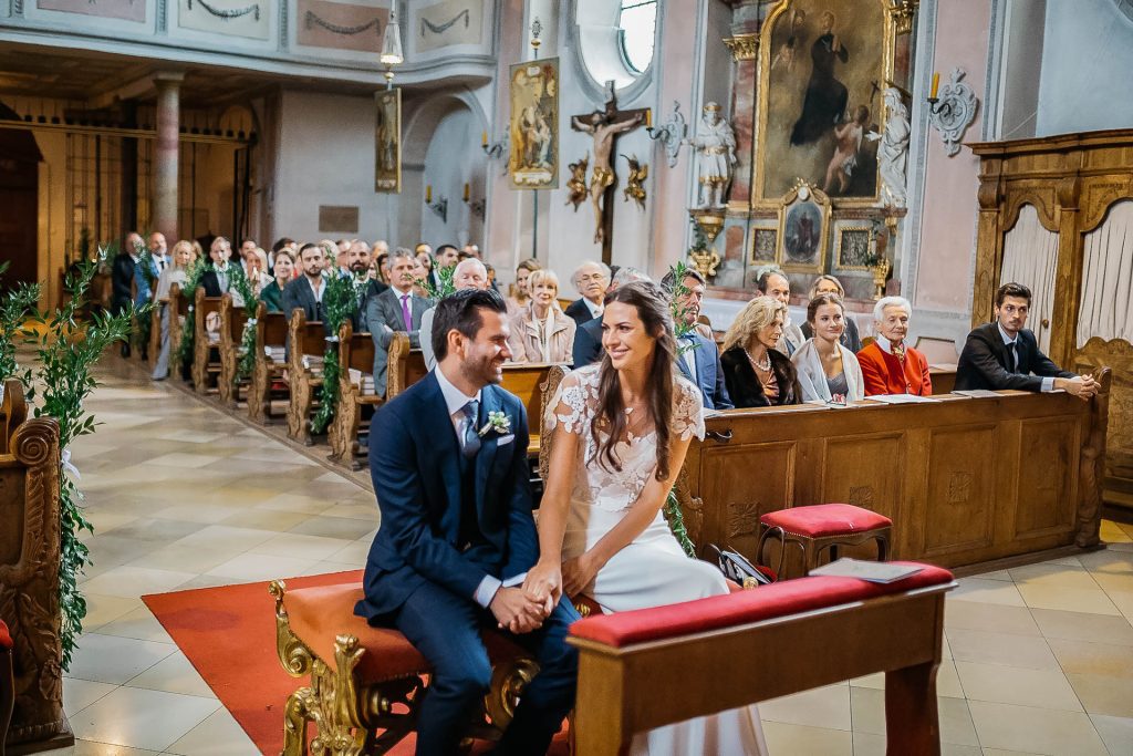 Hochzeitsfotografie Christina Klass, Hochzeit am Starnberger See, Brautpaar in der Kirche